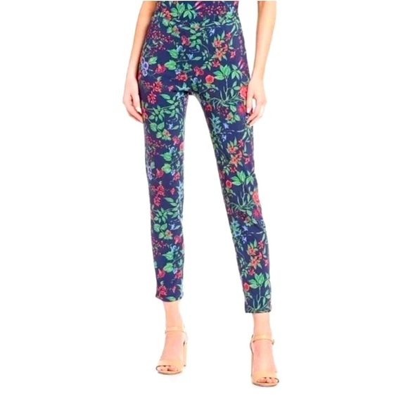 J. McLaughlin Pants - J. McLaughlin Womens Margot Pants in Amelia
Navy Floral Sz 6 Resortwear Preppy
